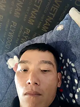 Snapshot of Chao_xxx chatting on 09/17/25, 03:52 Chao xxx online show from 09/17/25, 03:52