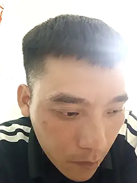 Snapshot of Chao_xxx chatting on 09/18/25, 06:10 Chao xxx online show from 09/18/25, 06:10