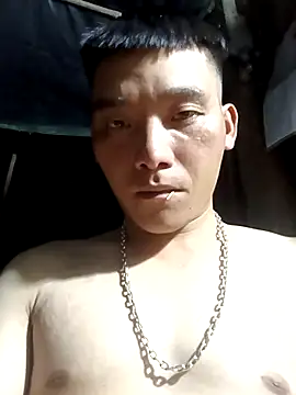 Snapshot of Chao_xxx chatting on 09/21/25, 12:07 Chao xxx online show from 09/21/25, 12:07