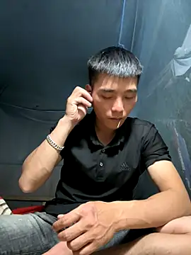 Snapshot of Chao_xxx chatting on 10/08/25, 01:31 Chao xxx online show from 10/08/25, 01:31