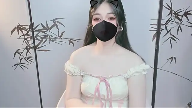 Snapshot of Sparkly_Candy chatting on 11/25/25, 03:17 Sparkly Candy online show from 11/25/25, 03:17