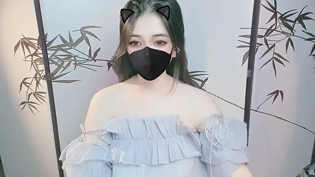 Snapshot of Sparkly_Candy chatting on 11/28/25, 09:45 Sparkly Candy online show from 11/28/25, 09:45