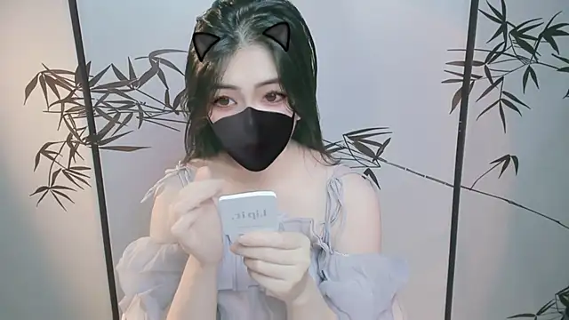 Snapshot of Sparkly_Candy chatting on 11/29/25, 07:33 Sparkly Candy online show from 11/29/25, 07:33