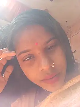 Snapshot of BoldAlia89 chatting on 11/16/25, 05:24 BoldAlia89 online show from 11/16/25, 05:24