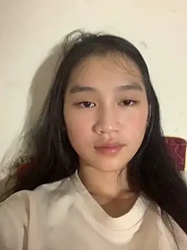 Snapshot of -Lie-06 chatting on 10/14/25, 01:12 -Lie-06 online show from 10/14/25, 01:12