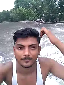 Snapshot of shektiwari chatting on 09/11/25, 03:06 shektiwari online show from 09/11/25, 03:06