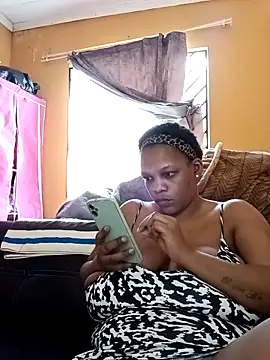 HappygalTheQueen online show from 11/21/25, 09:08