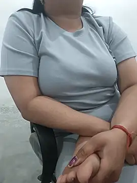 payal 261072  online show from 03/05/26, 04:19