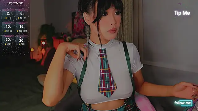 Snapshot of Kami_Lee_XO chatting on 10/09/25, 06:06 Kami Lee XO online show from 10/09/25, 06:06