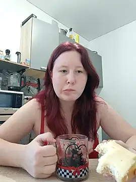 MiaKissy online show from 09/25/25, 06:17