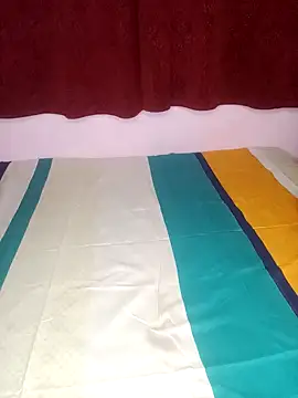 Snapshot of Cute-Mahiraa chatting on 09/25/25, 01:04 Cute-Mahiraa online show from 09/25/25, 01:04