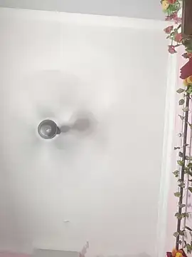 Snapshot of Cute-Mahiraa chatting on 10/21/25, 04:51 Cute-Mahiraa online show from 10/21/25, 04:51