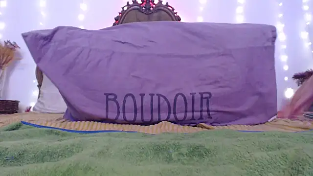 SilkenSin online show from 11/17/25, 10:37