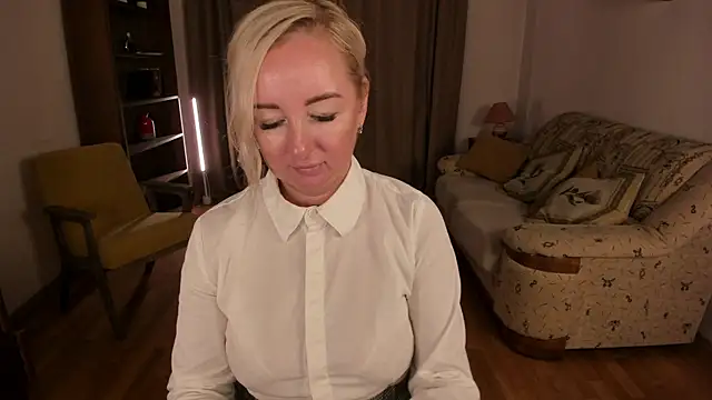 sexmom8 online show from 07/28/26, 02:13