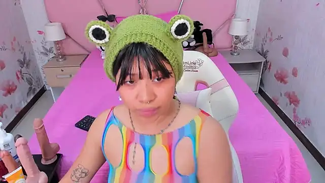 SafiroAgataaa online show from 10/25/25, 08:25