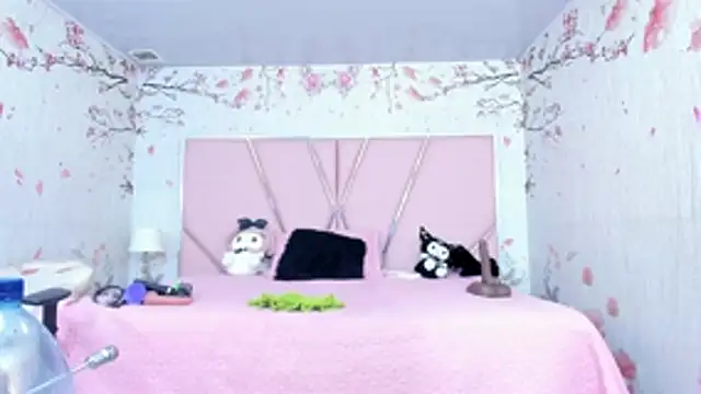 Snapshot of SafiroAgataaa chatting on 05/10/26, 02:39 SafiroAgataaa online show from 05/10/26, 02:39