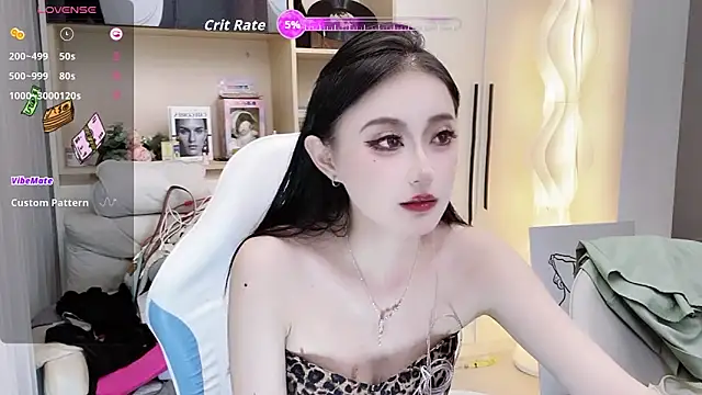 Naiyi-babe online show from 10/08/25, 02:36