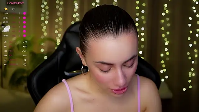 KateCarrey online show from 01/13/26, 04:23