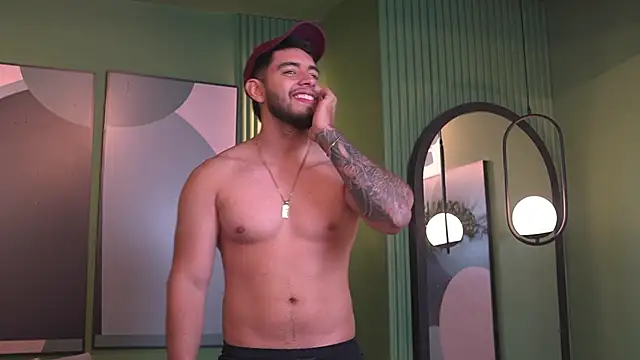 Snapshot of Nick_Vans chatting on 09/09/25, 12:48 Nick Vans online show from 09/09/25, 12:48