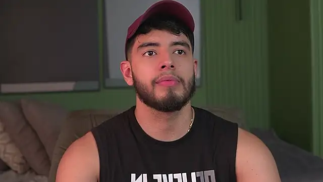 Snapshot of Nick_Vans chatting on 09/22/25, 10:12 Nick Vans online show from 09/22/25, 10:12