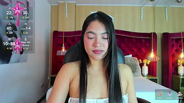 kendalFox  online show from 09/28/25, 02:11