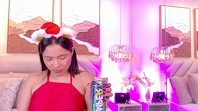 kendalFox  online show from 12/03/25, 01:24