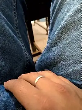 bigdick lickingexpert08 online show from 10/27/25, 08:51