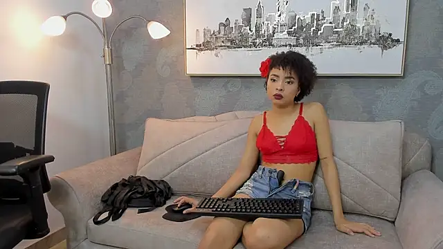 Lucia jane online show from 11/13/25, 11:58