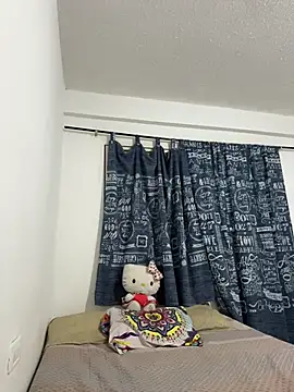 aliciia 23 online show from 11/13/25, 01:59