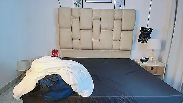 elizawiliamst online show from 09/12/25, 11:54