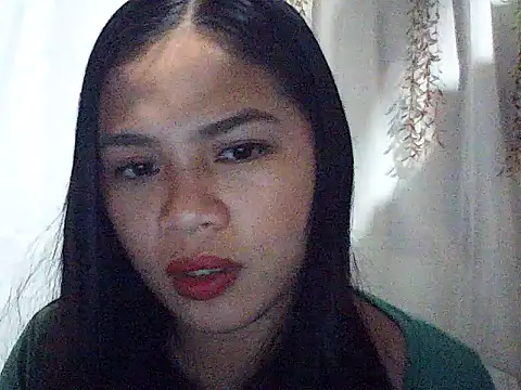 Snapshot of Zachariah_05 chatting on 10/15/25, 12:49 Zachariah 05 online show from 10/15/25, 12:49