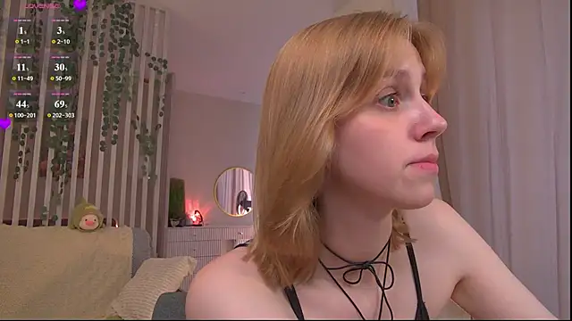 Snapshot of sofiapurex chatting on 07/02/26, 03:23 sofiapurex online show from 07/02/26, 03:23