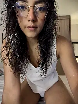 Snapshot of WendySuns_ chatting on 11/25/25, 10:54 WendySuns online show from 11/25/25, 10:54