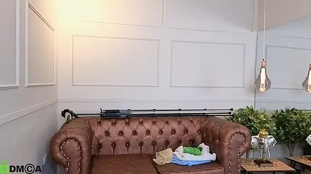 Lollipop Rose online show from 10/14/25, 03:07