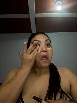 Snapshot of tiffany_Johnson1 chatting on 09/13/25, 10:15 tiffany Johnson1 online show from 09/13/25, 10:15