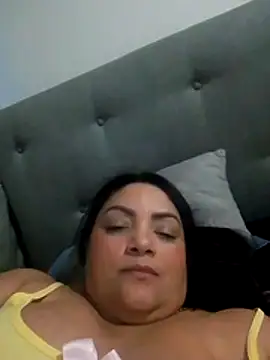 Snapshot of tiffany_Johnson1 chatting on 05/20/26, 11:22 tiffany Johnson1 online show from 05/20/26, 11:22