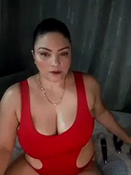 Snapshot of tiffany_Johnson1 chatting on 06/05/26, 12:39 tiffany Johnson1 online show from 06/05/26, 12:39