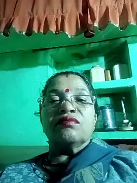 Manavi x online show from 09/28/25, 09:42