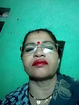 Manavi x online show from 10/04/25, 12:30
