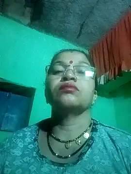 Manavi x online show from 10/08/25, 10:18