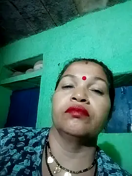 Manavi x online show from 10/14/25, 10:10
