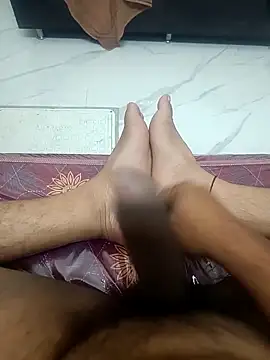 bobby3374 online show from 12/13/25, 11:43