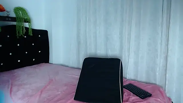 gabie rosse online show from 04/09/26, 06:19