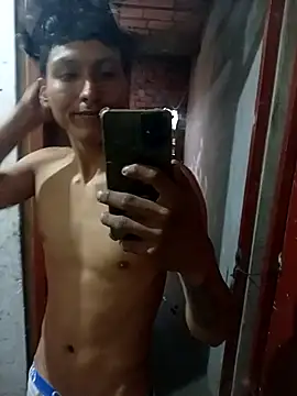 Snapshot of Bebicho14 chatting on 01/31/26, 11:36 Bebicho14 online show from 01/31/26, 11:36