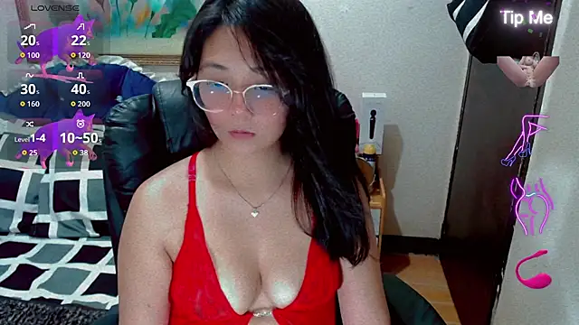 Snapshot of Filipinapoca chatting on 07/21/26, 12:51 Filipinapoca online show from 07/21/26, 12:51