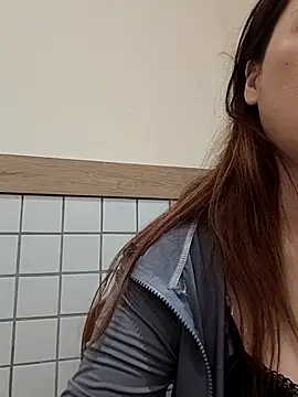 Snapshot of Lovelyanan chatting on 09/12/25, 08:03 Lovelyanan online show from 09/12/25, 08:03