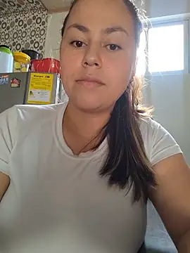 Snapshot of camila-titis chatting on 06/07/26, 09:29 camila-titis online show from 06/07/26, 09:29