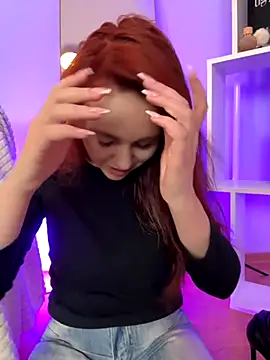 Snapshot of PollyVinice chatting on 09/13/25, 11:21 PollyVinice online show from 09/13/25, 11:21