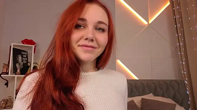 Snapshot of PollyVinice chatting on 09/30/25, 11:48 PollyVinice online show from 09/30/25, 11:48