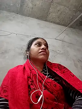Snapshot of Sandhya_x chatting on 11/13/25, 08:57 Sandhya x online show from 11/13/25, 08:57